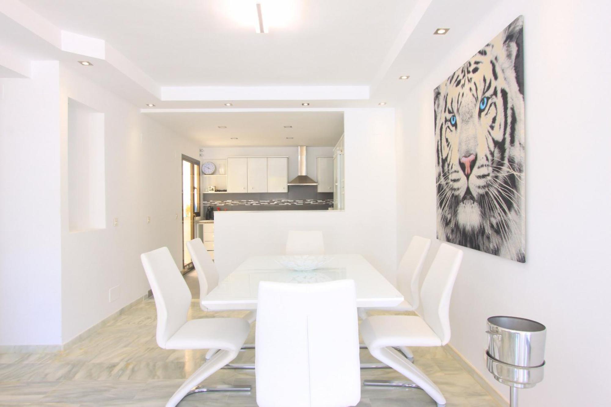 Modern Penthouse Frontline Urbanisation Marbella