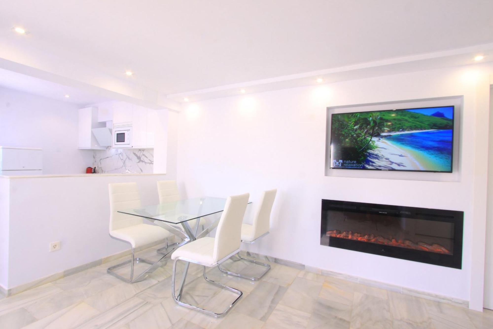 Modern Penthouse Frontline Urbanisation Marbella