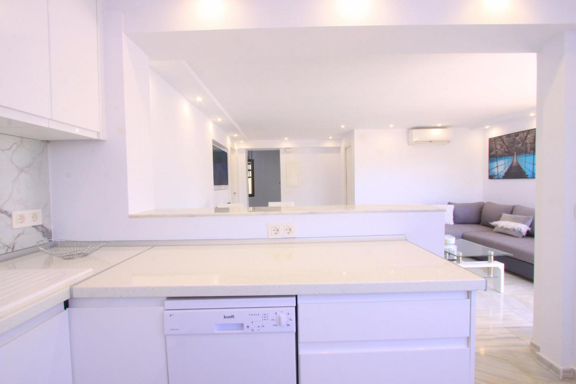Modern Penthouse Frontline Urbanisation * Marbella