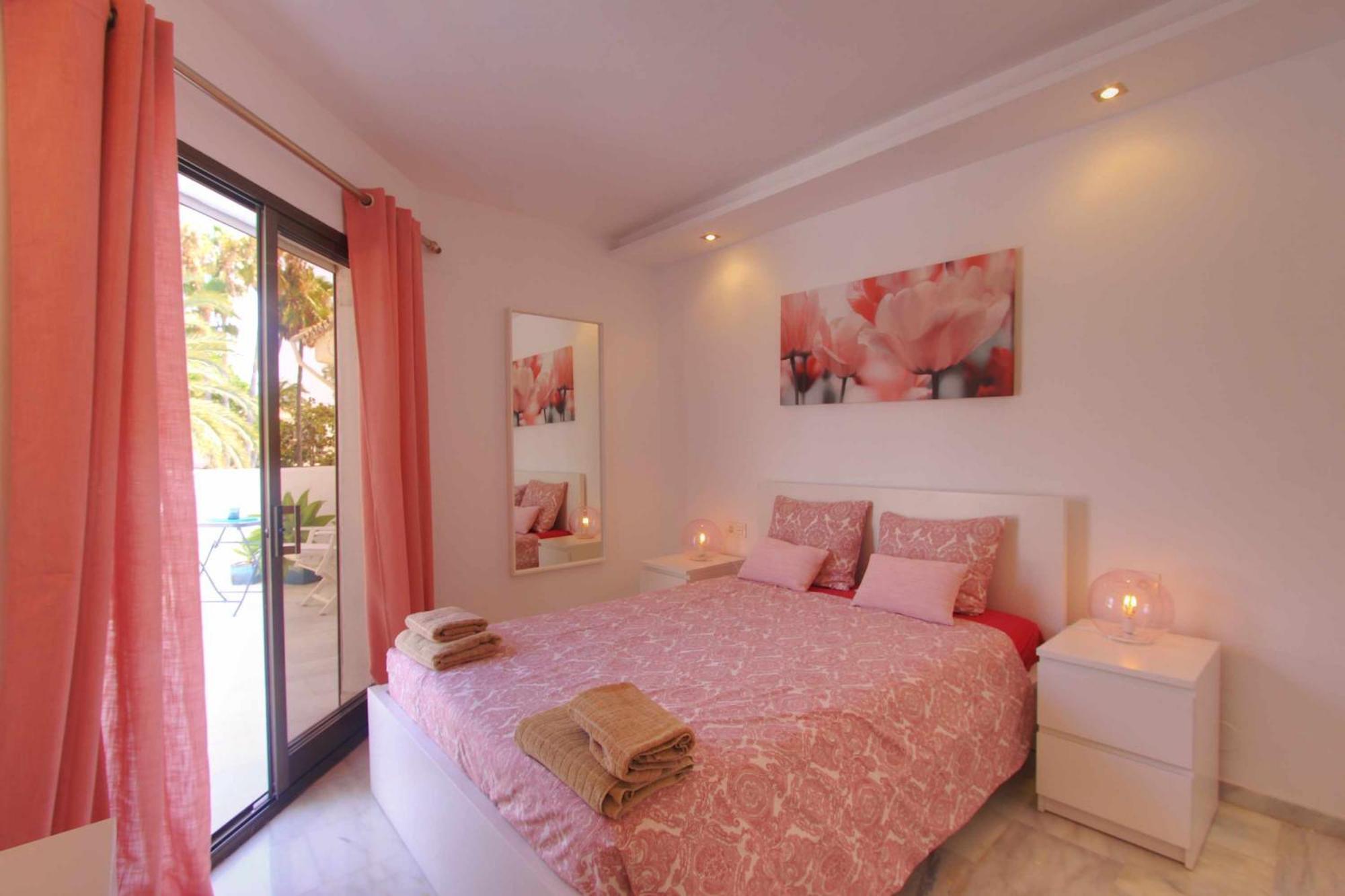 Modern Penthouse Frontline Urbanisation * Marbella